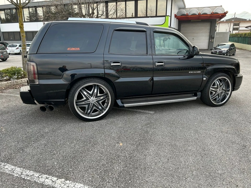 2002 Cadillac Escalade & EXT 2nd Gen - Image 25 of 30