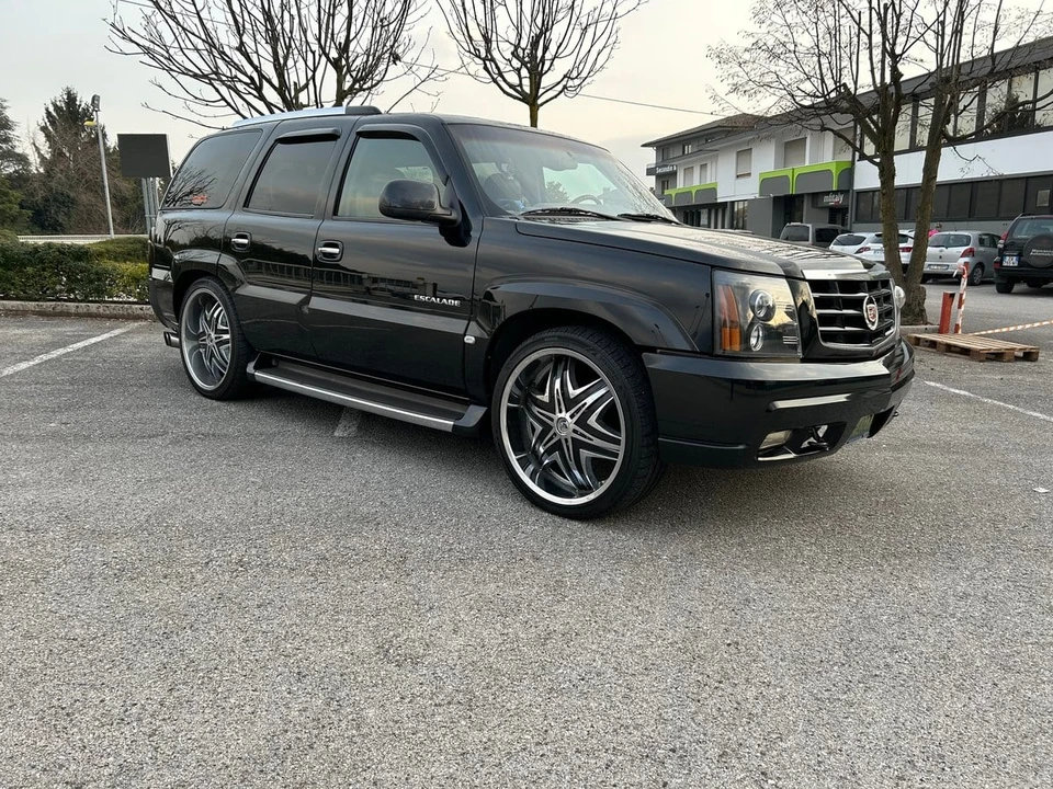 2002 Cadillac Escalade & EXT 2nd Gen - Image 27 of 30