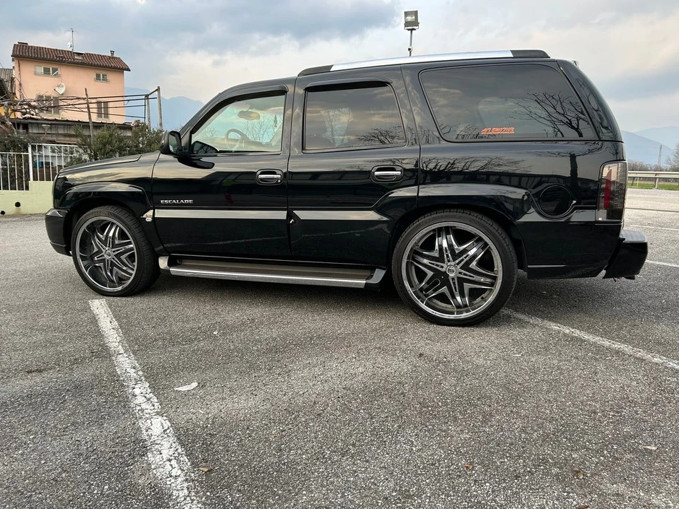 2002 Cadillac Escalade & EXT 2nd Gen - Image 21 of 30