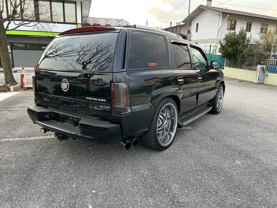 2002 Cadillac Escalade & EXT 2nd Gen - Image 24 of 30
