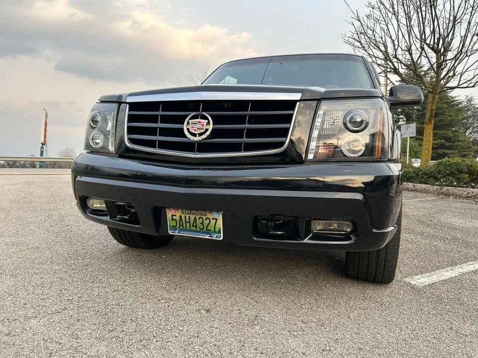 2002 Cadillac Escalade & EXT 2nd Gen - Image 17 of 30