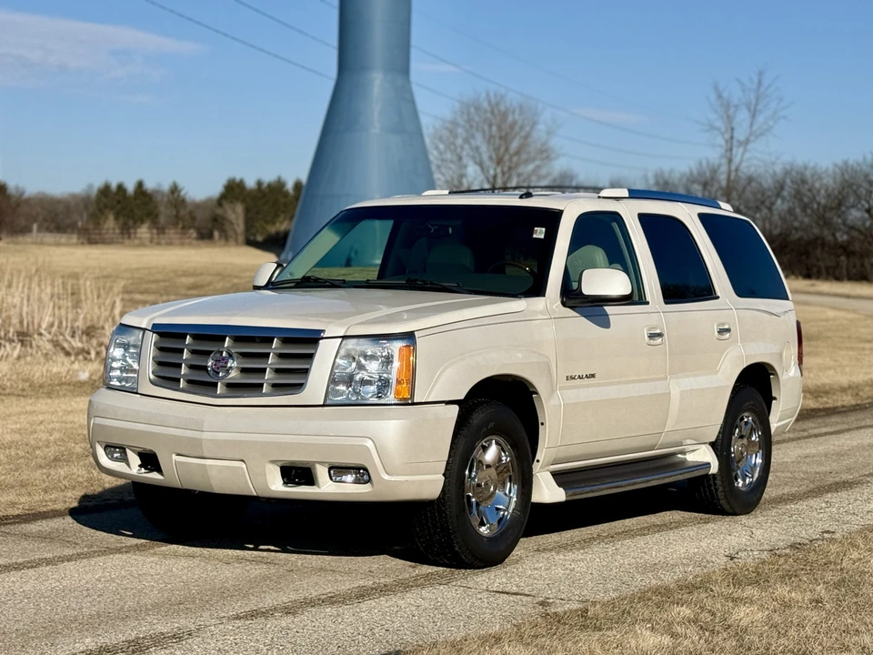 2002 Cadillac Escalade & EXT 2nd Gen - Image 9 of 31