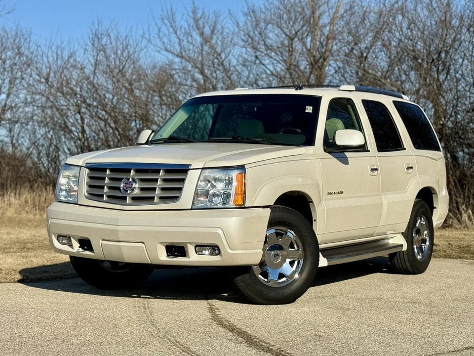 2002 Cadillac Escalade & EXT 2nd Gen - Image 2 of 31