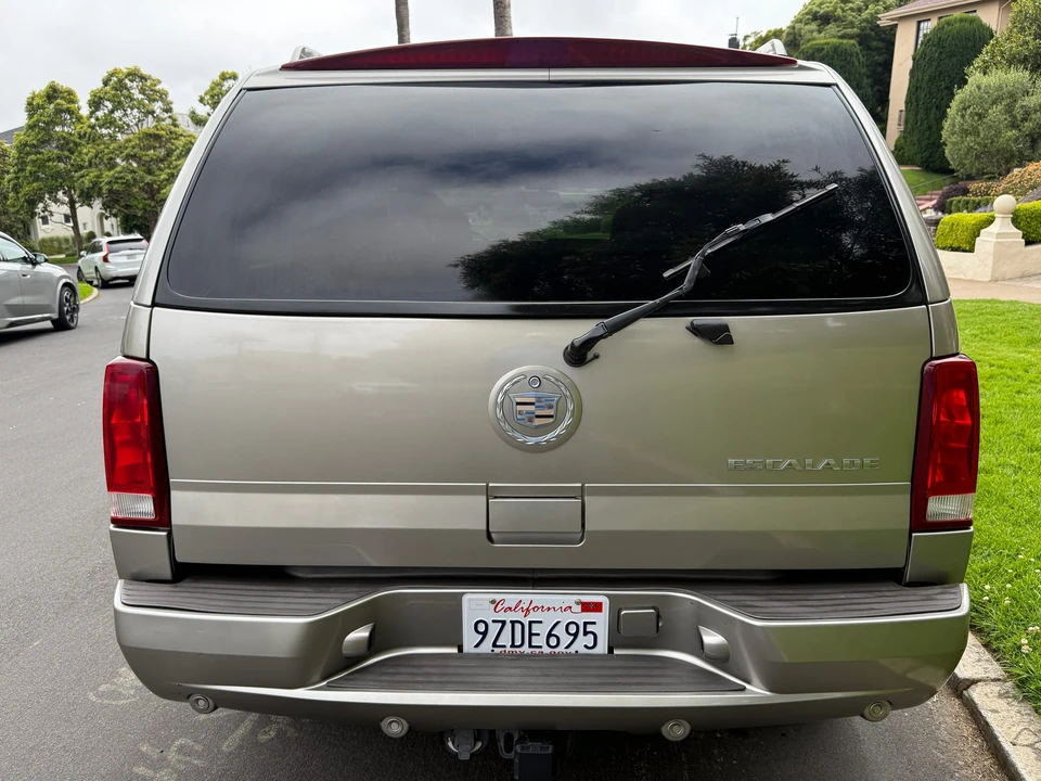 2002 Cadillac Escalade & EXT 2nd Gen - Image 11 of 31