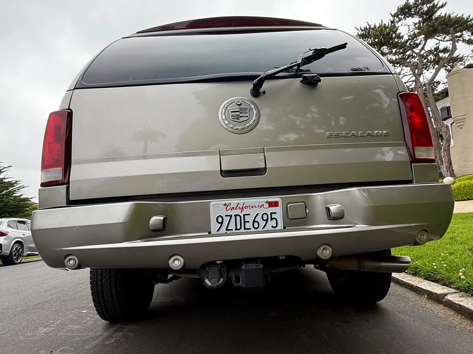 2002 Cadillac Escalade & EXT 2nd Gen - Image 12 of 31