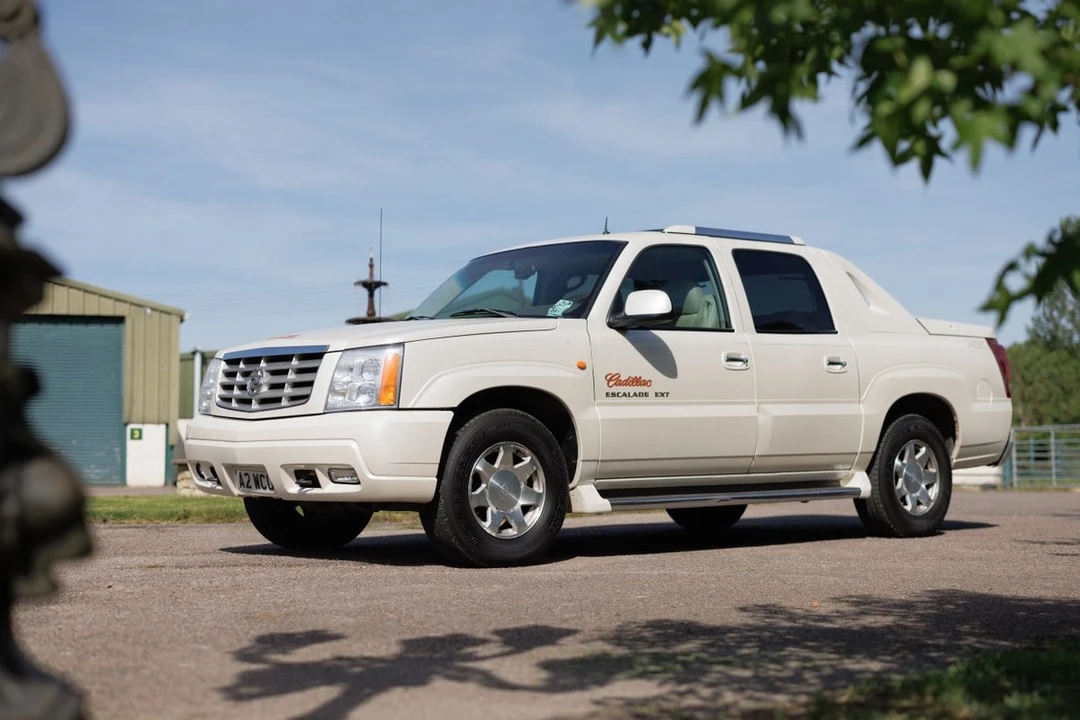 2002 Cadillac Escalade & EXT 2nd Gen - Image 23 of 30