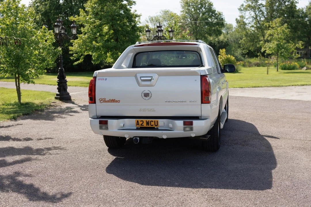 2002 Cadillac Escalade & EXT 2nd Gen - Image 28 of 30