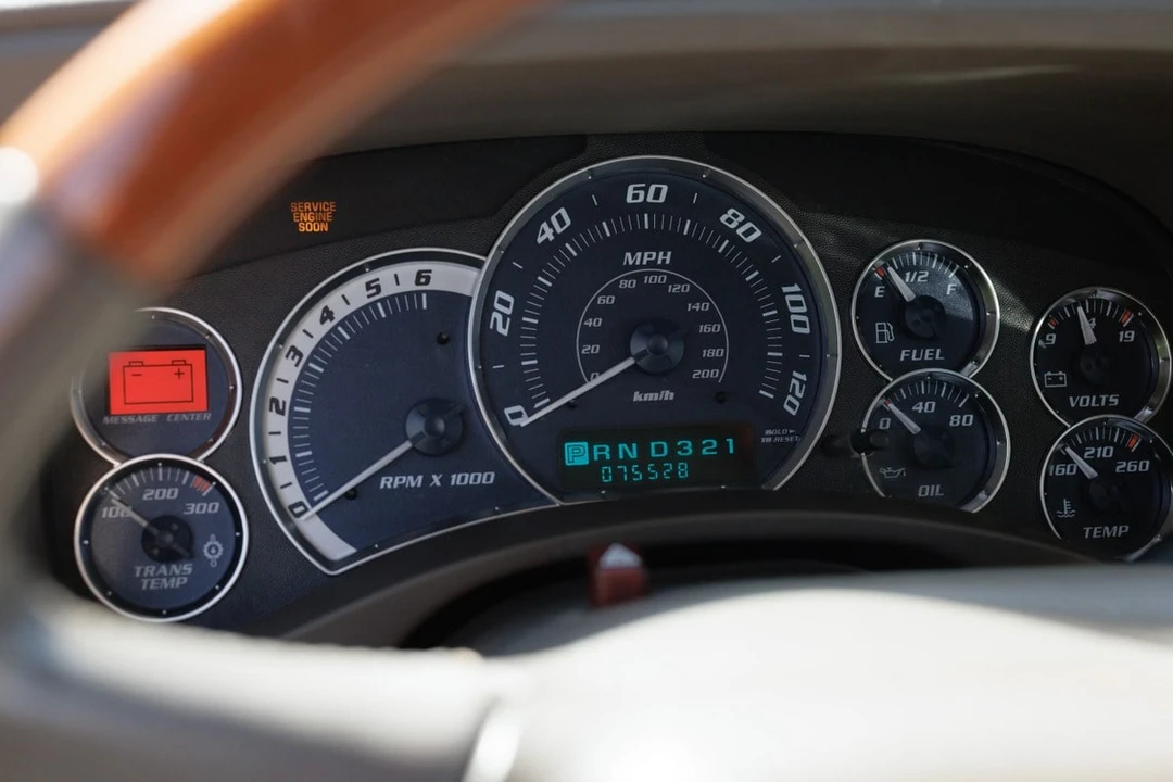 2002 Cadillac Escalade & EXT 2nd Gen - Image 12 of 30