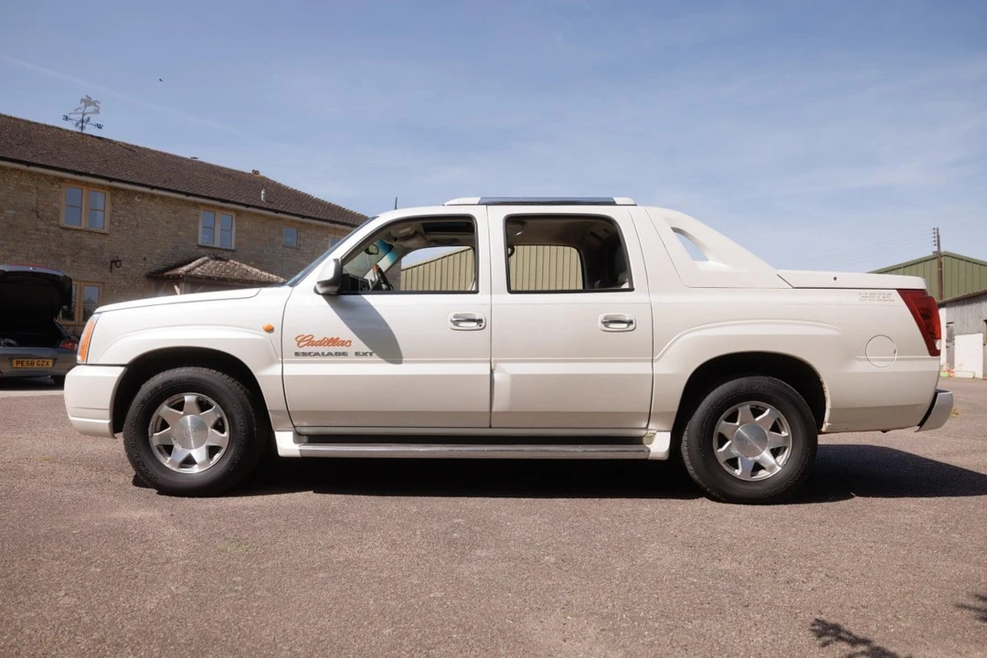 2002 Cadillac Escalade & EXT 2nd Gen - Image 30 of 30