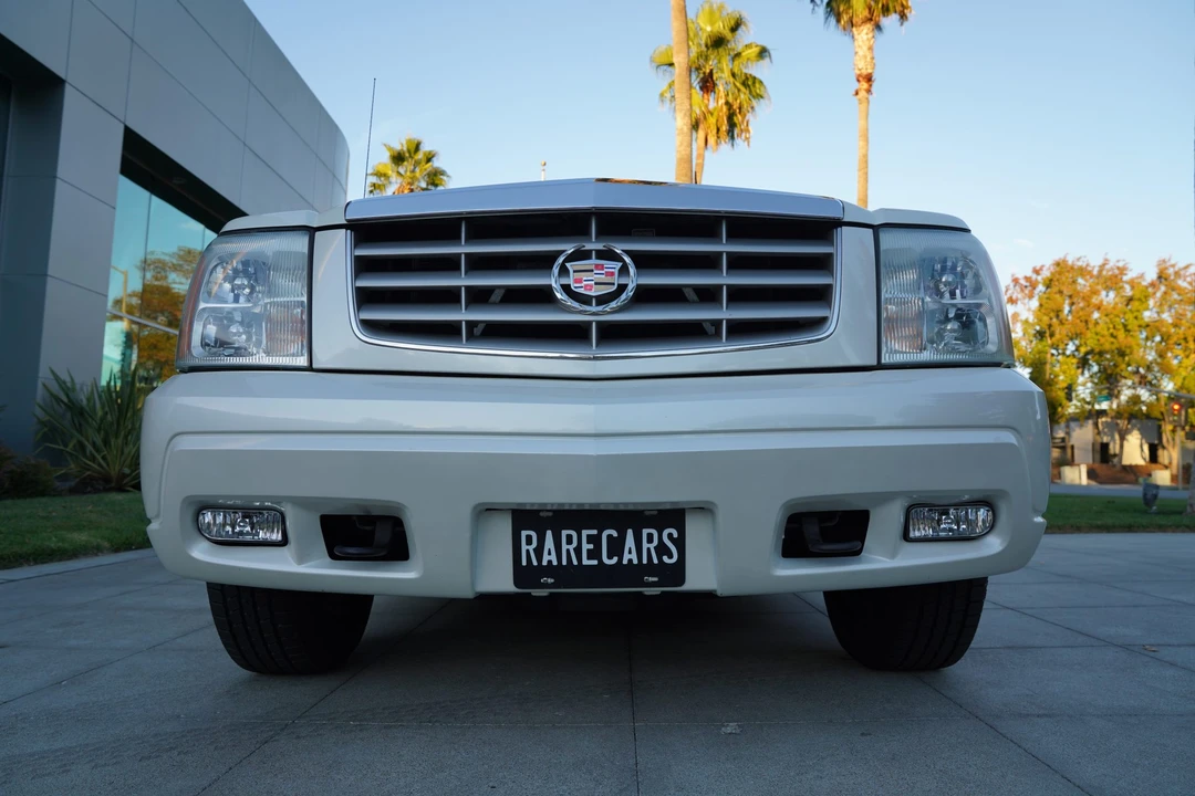 2002 Cadillac Escalade & EXT 2nd Gen - Image 21 of 31