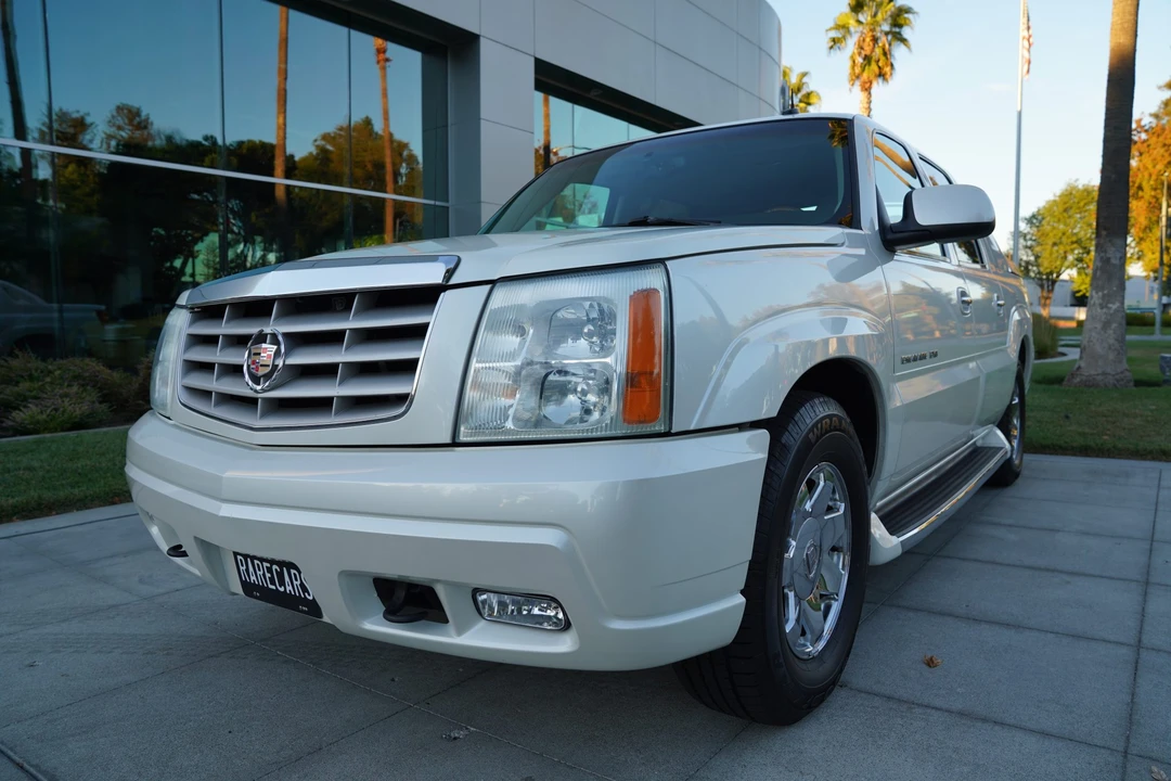 2002 Cadillac Escalade & EXT 2nd Gen - Image 18 of 31