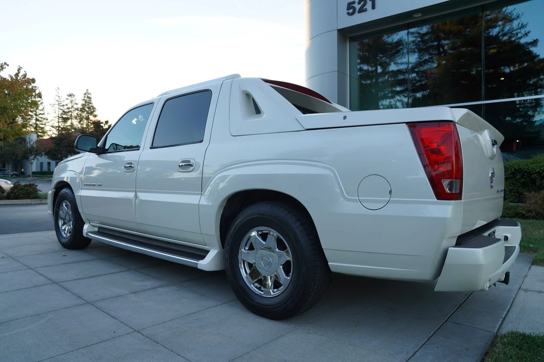 2002 Cadillac Escalade & EXT 2nd Gen - Image 14 of 31