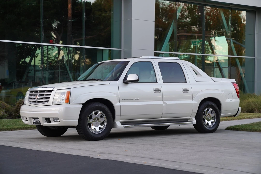 2002 Cadillac Escalade & EXT 2nd Gen - Image 17 of 31