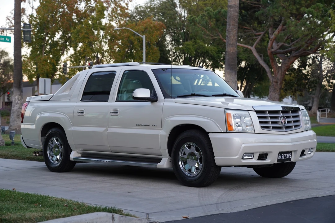 2002 Cadillac Escalade & EXT 2nd Gen - Image 3 of 31