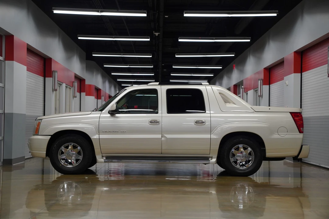 2002 Cadillac Escalade & EXT 2nd Gen - Image 28 of 31