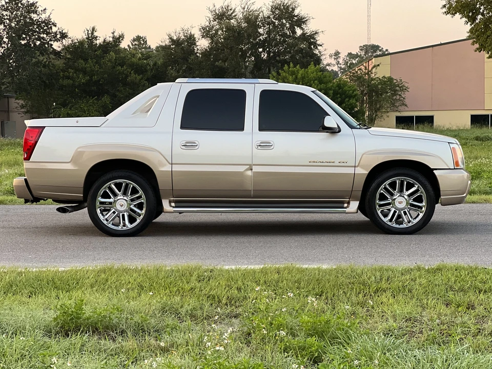 2002 Cadillac Escalade & EXT 2nd Gen - Image 29 of 31