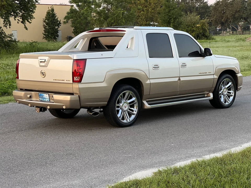 2002 Cadillac Escalade & EXT 2nd Gen - Image 22 of 31