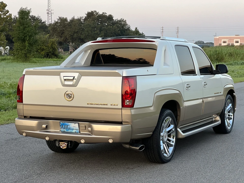 2002 Cadillac Escalade & EXT 2nd Gen - Image 19 of 31