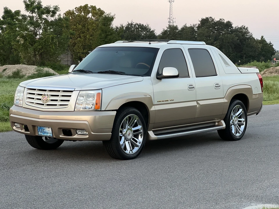 2002 Cadillac Escalade & EXT 2nd Gen - Image 8 of 31