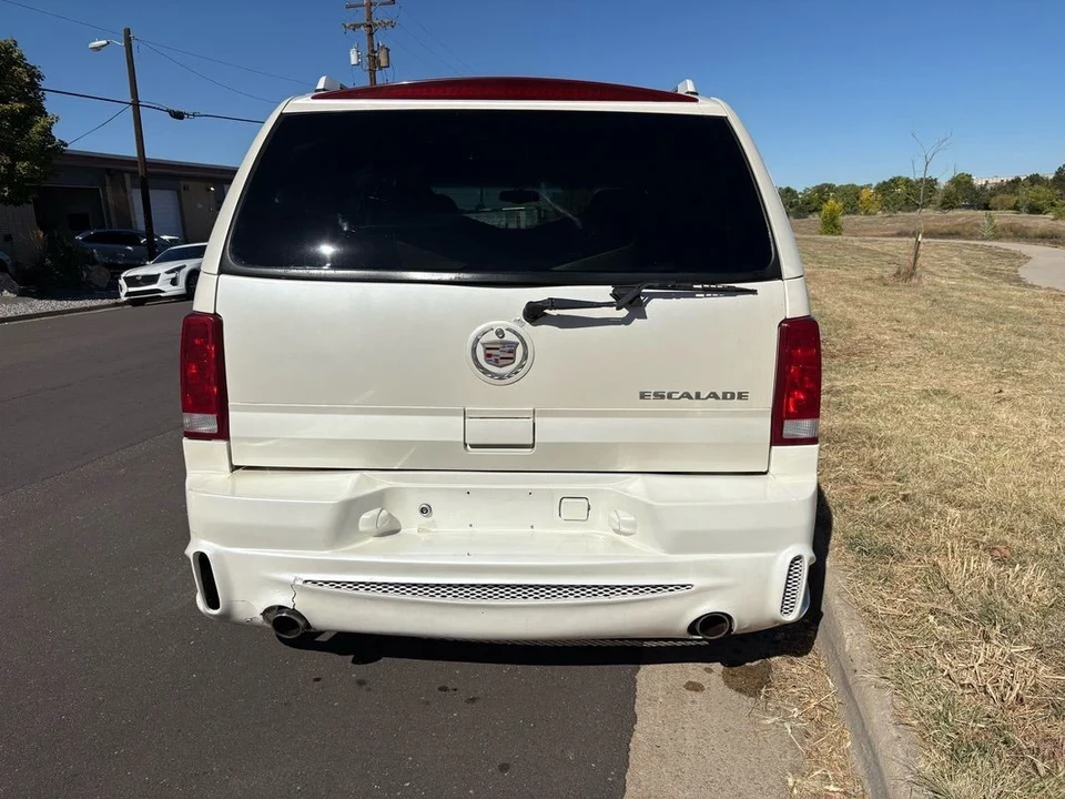 2002 Cadillac Escalade & EXT 2nd Gen - Image 6 of 21