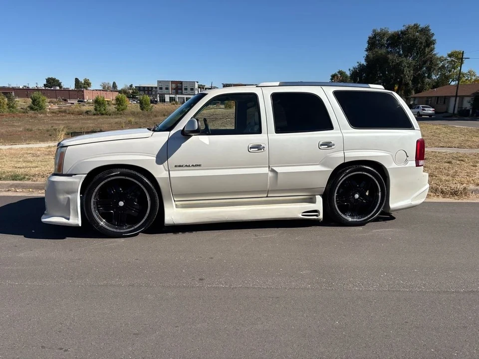 2002 Cadillac Escalade & EXT 2nd Gen - Image 14 of 21