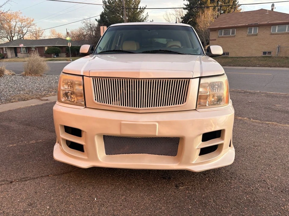 2002 Cadillac Escalade & EXT 2nd Gen - Image 18 of 21