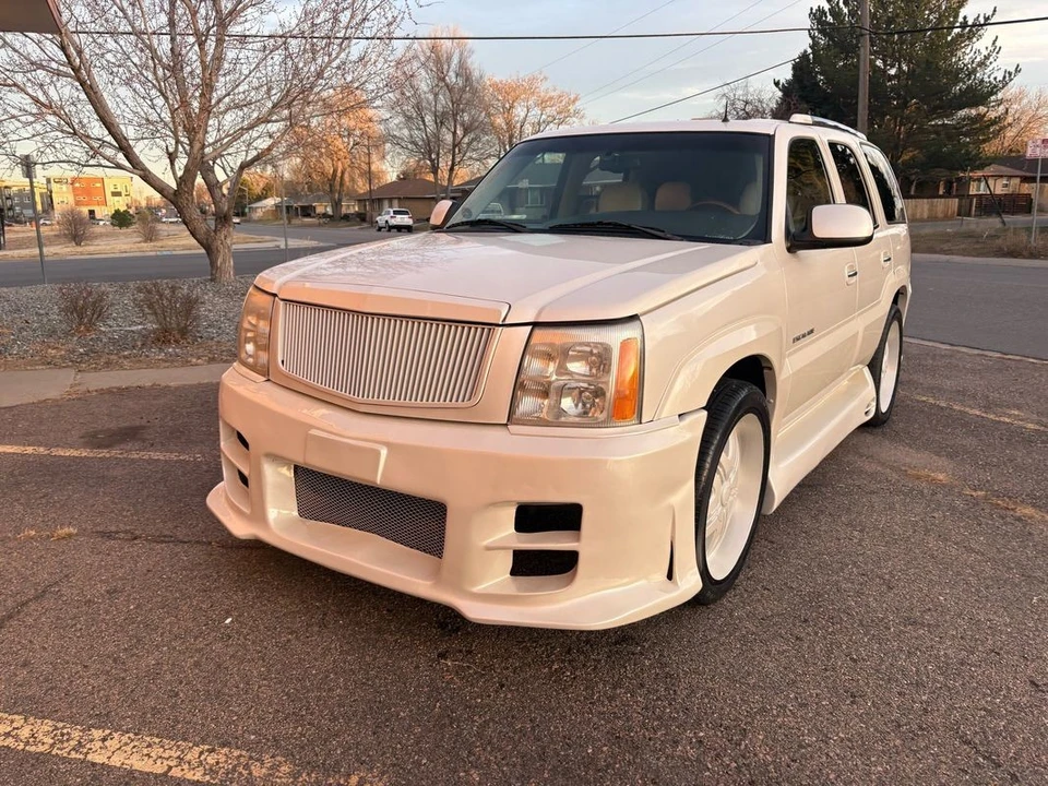 2002 Cadillac Escalade & EXT 2nd Gen - Image 13 of 21