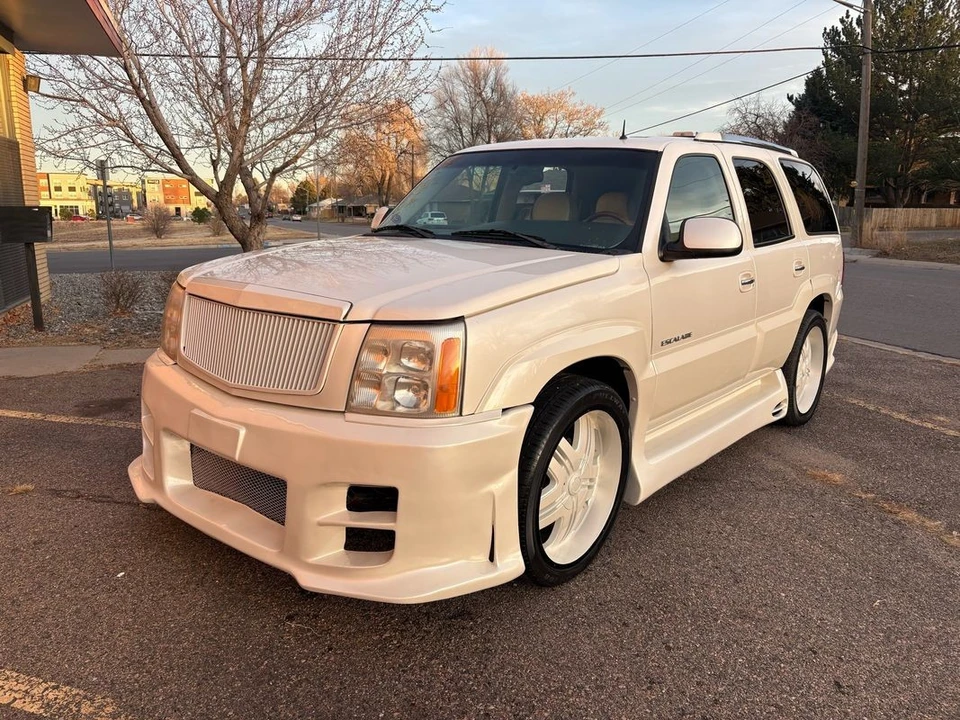 2002 Cadillac Escalade & EXT 2nd Gen - Image 14 of 21