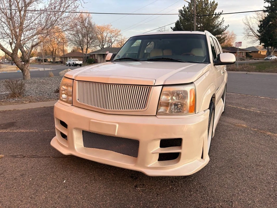 2002 Cadillac Escalade & EXT 2nd Gen - Image 16 of 21