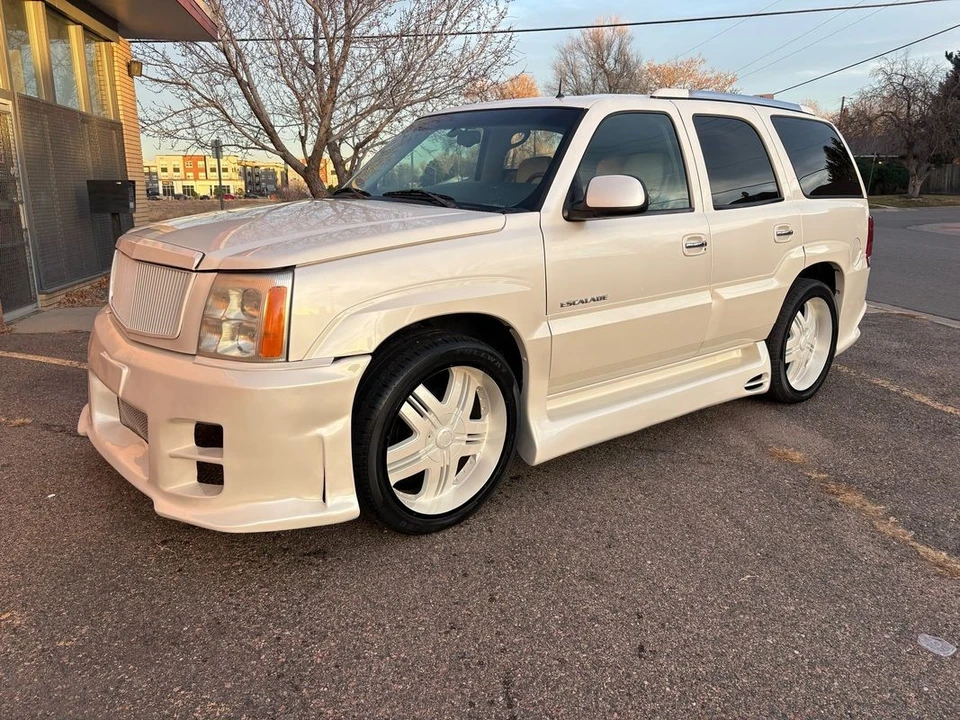 2002 Cadillac Escalade & EXT 2nd Gen - Image 12 of 21