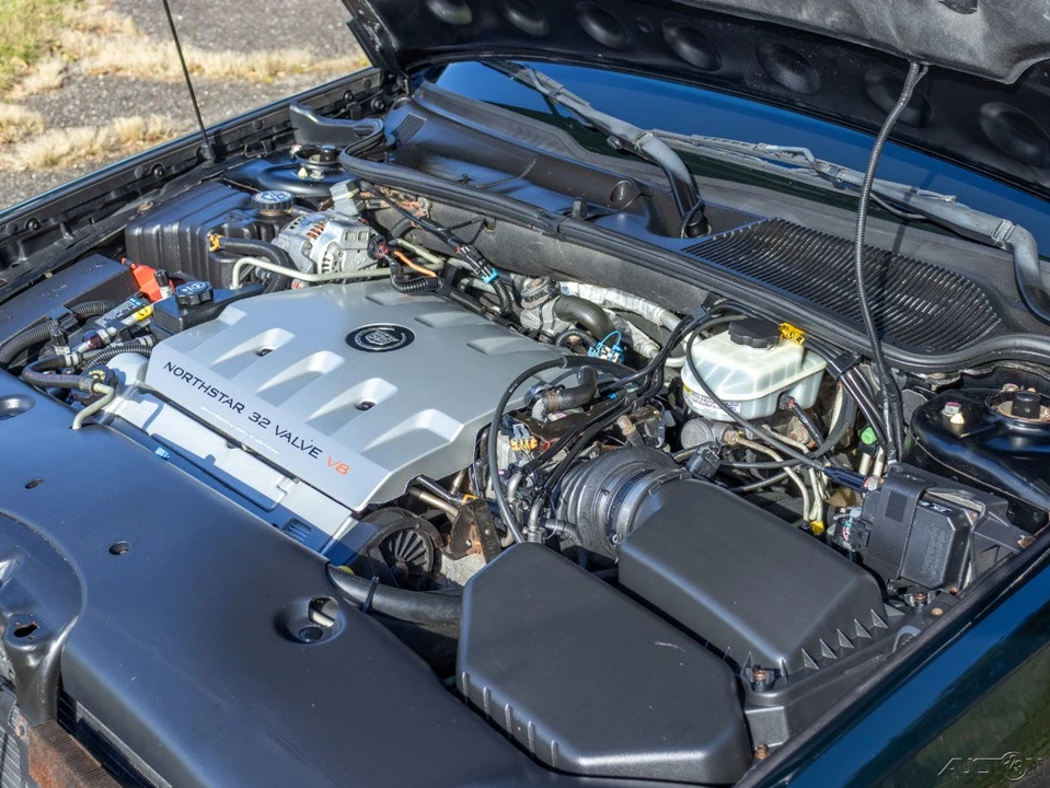 2002 Cadillac DeVille 8th Gen - Image 14 of 21