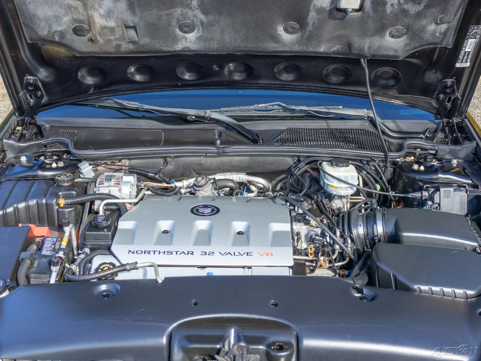 2002 Cadillac DeVille 8th Gen - Image 13 of 21