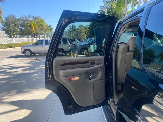 2002 Cadillac Escalade & EXT 2nd Gen - Image 14 of 21