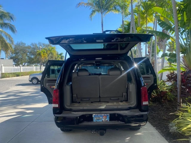 2002 Cadillac Escalade & EXT 2nd Gen - Image 16 of 21