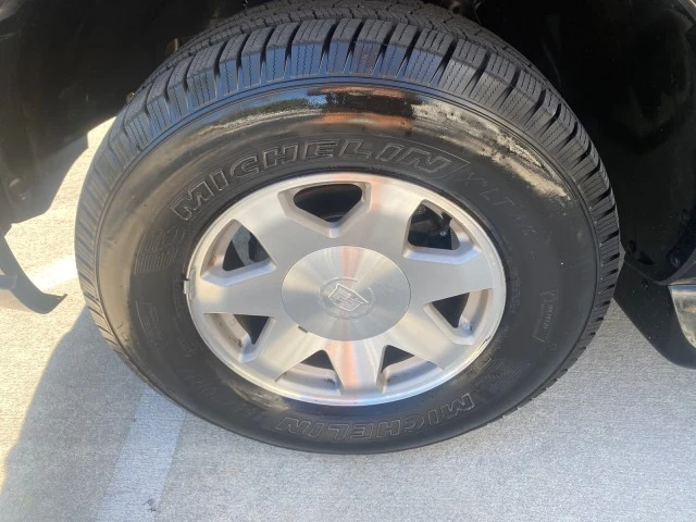 2002 Cadillac Escalade & EXT 2nd Gen - Image 20 of 21