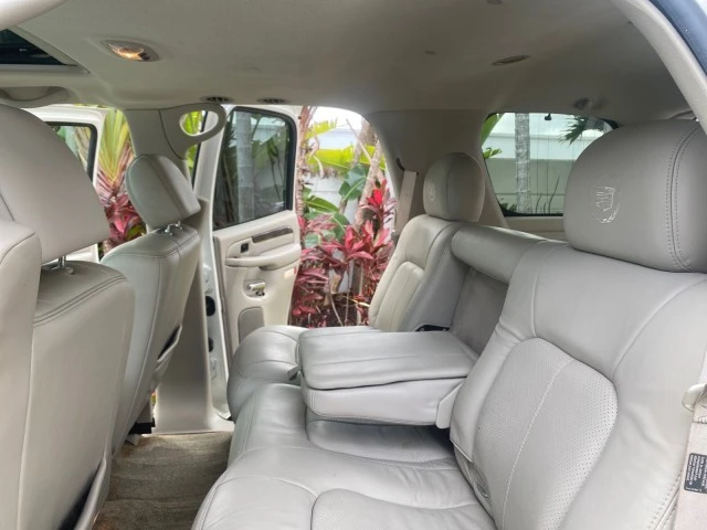 2002 Cadillac Escalade & EXT 2nd Gen - Image 15 of 21