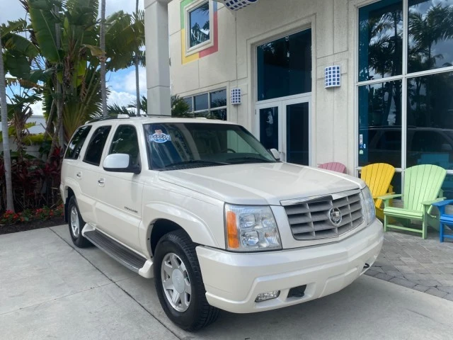 2002 Cadillac Escalade & EXT 2nd Gen - Image 2 of 21