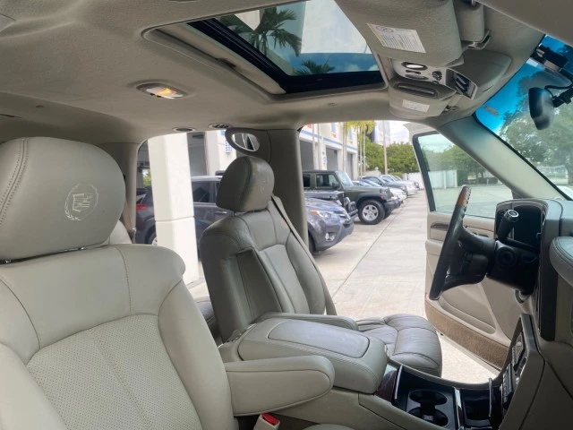 2002 Cadillac Escalade & EXT 2nd Gen - Image 13 of 21