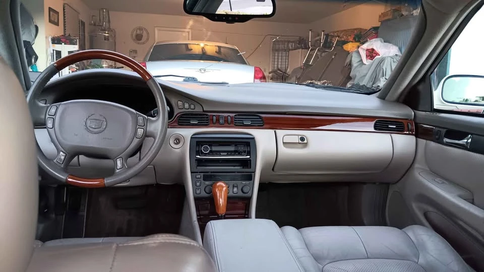 2002 Cadillac STS-V - Image 2 of 2