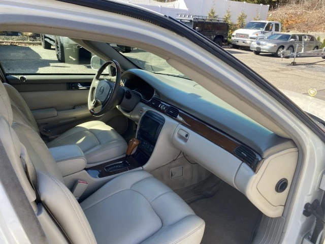 2002 Cadillac Seville - Image 28 of 31