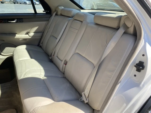 2002 Cadillac Seville - Image 20 of 31
