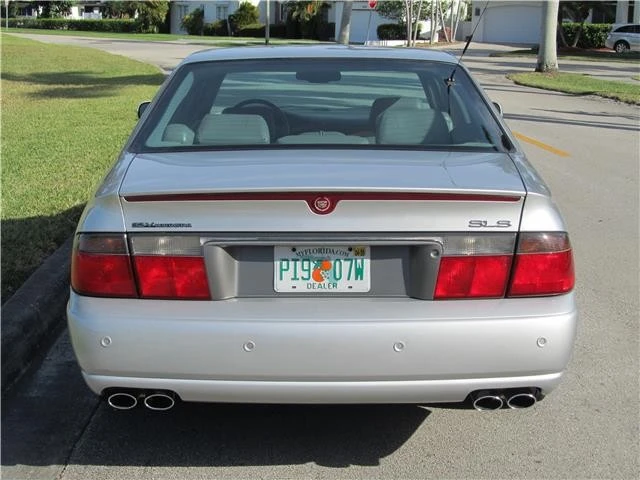 2002 Cadillac Seville - Image 10 of 12
