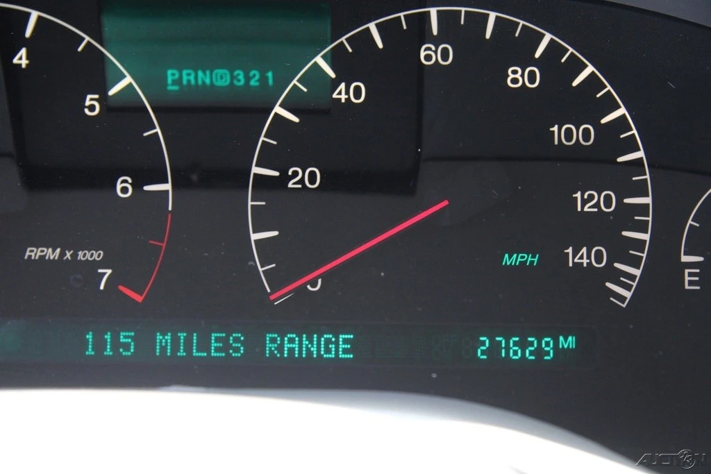 2002 Cadillac Seville - Image 17 of 21