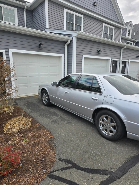 2002 Cadillac Seville - Image 10 of 15