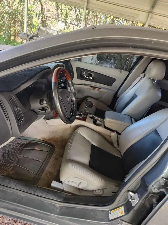 2002 Cadillac CTS 1st Gen - Image 2 of 3