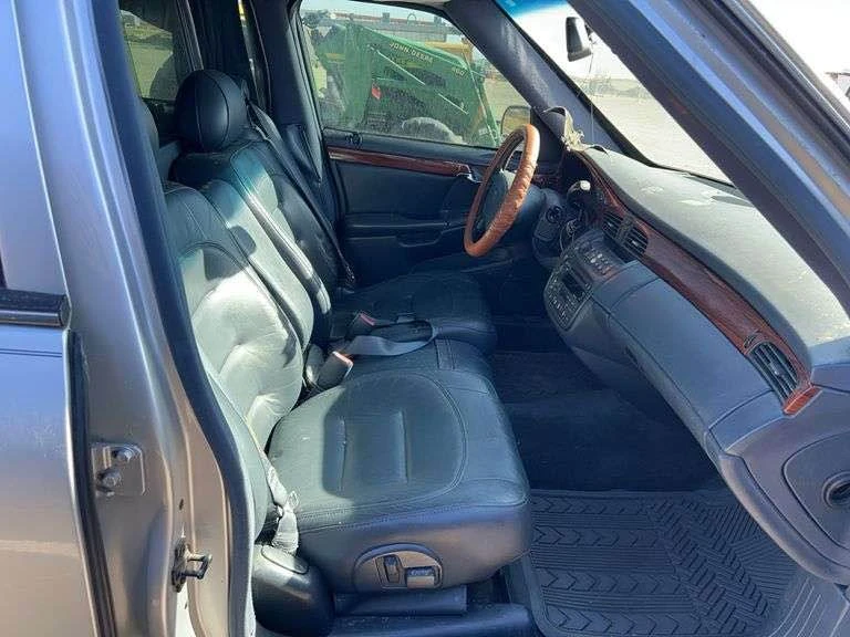 2002 Cadillac DeVille 8th Gen - Image 16 of 17