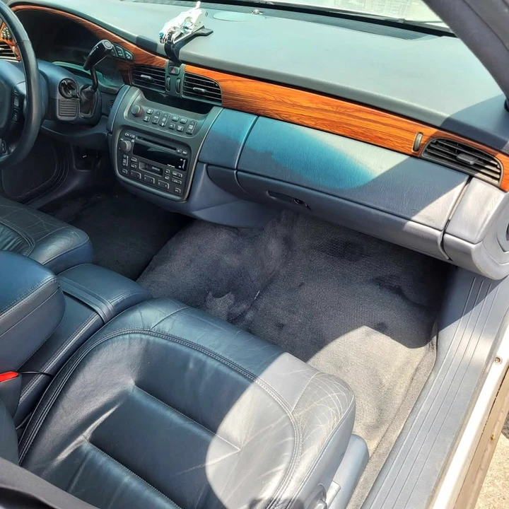 2002 Cadillac DeVille 8th Gen - Image 7 of 11