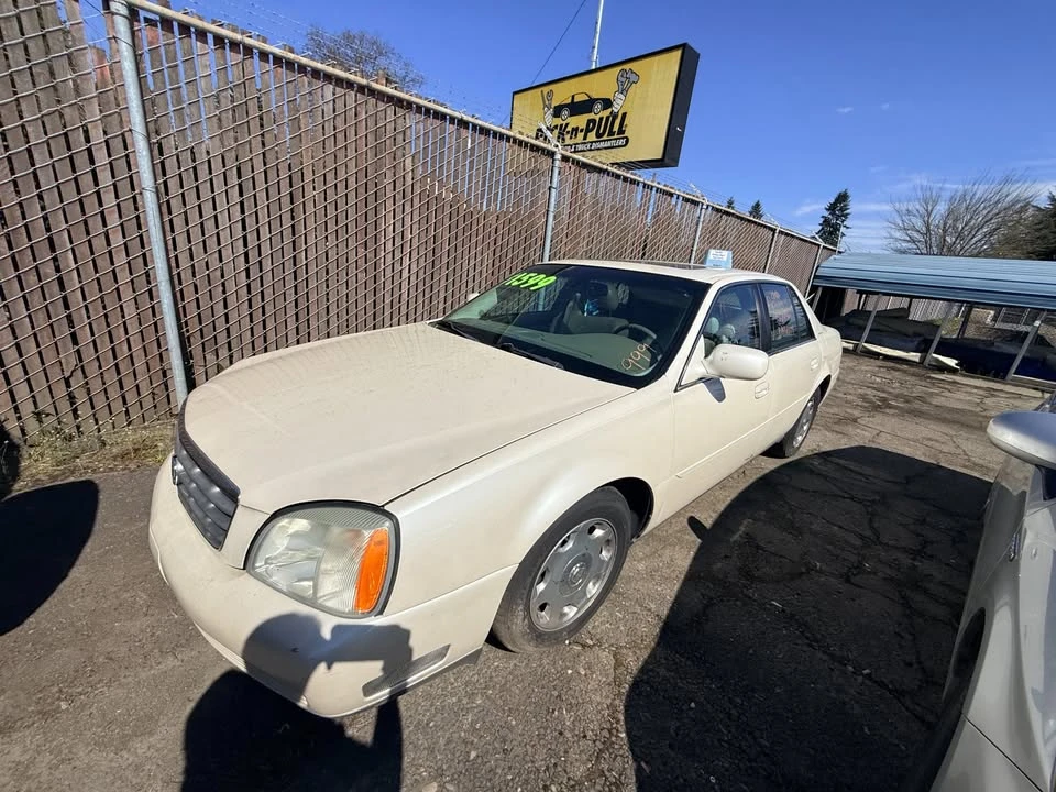 2002 Cadillac DeVille 8th Gen - Image 2 of 9