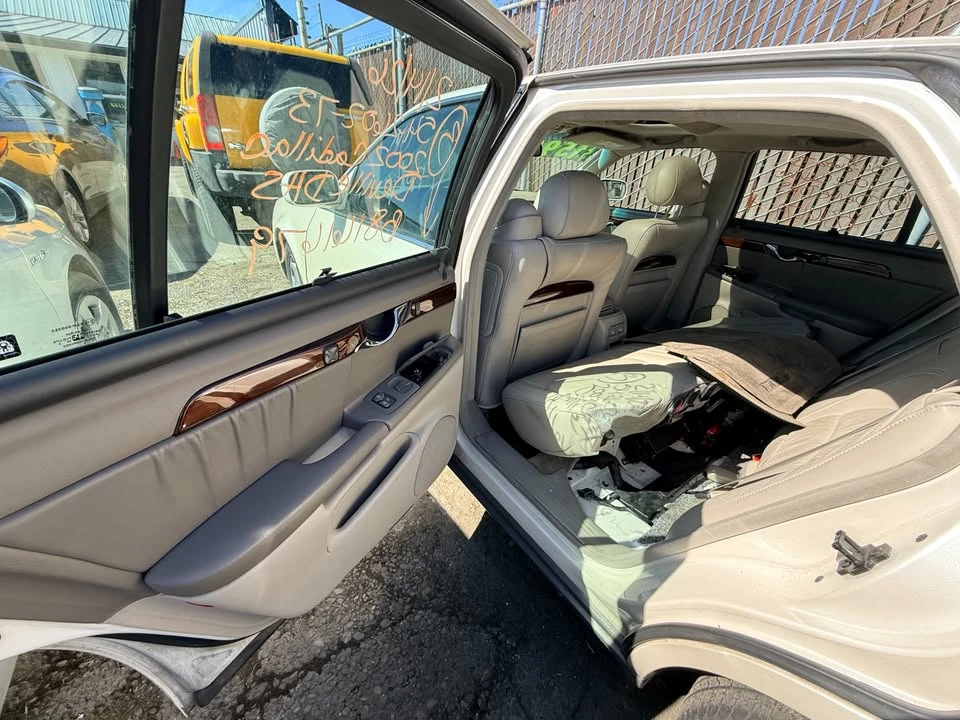 2002 Cadillac DeVille 8th Gen - Image 6 of 9