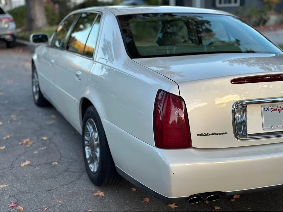 2002 Cadillac DeVille 8th Gen - Image 4 of 18